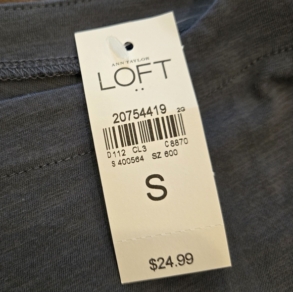 NWT LOFT Top Size S Dark Blue Gray - Picture 2 of 7